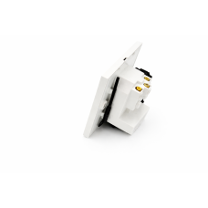 IP Kamera versteckt in einer Wandsteckdose
